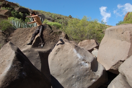 Tenerife bouldering - Arico Nuevo